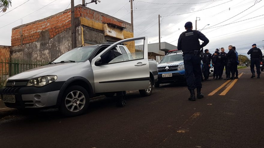Veículo com registro de furto é recuperado pela Guarda Municipal