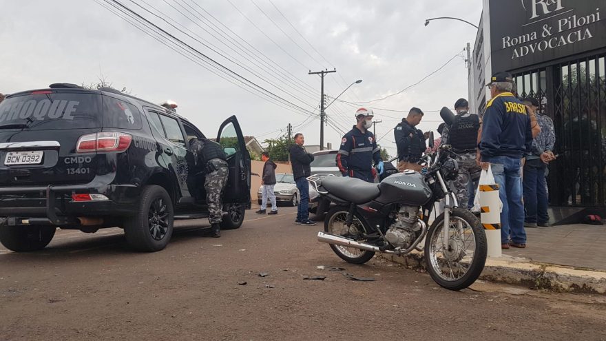 Armado, motociclista se envolve em acidente no Parque Verde e é detido pela Polícia Militar