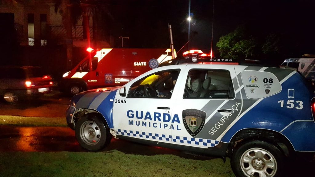 Bombeiros foram acionados para atenderem vítima de atropelamento no Bairro Neva