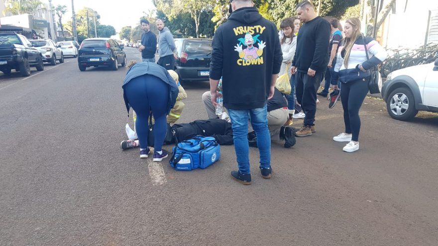Garoto de 11 anos é atropelado na saída do colégio no Bairro Coqueiral