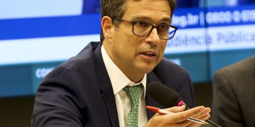 Imagem referente a Não é verdade que bancos perdem dinheiro com PIX, diz presidente do BC