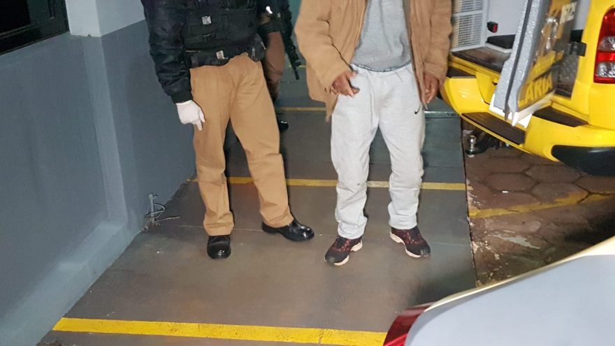 Homem com mandado de prisão em aberto é detido pela PM no Bairro Parque São Paulo