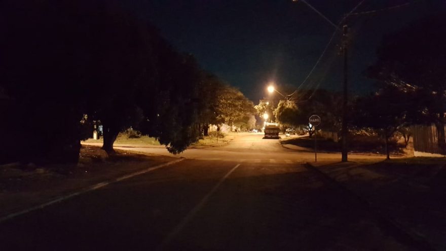 Falta de iluminação pública no Santa Cruz deixa moradores inseguros