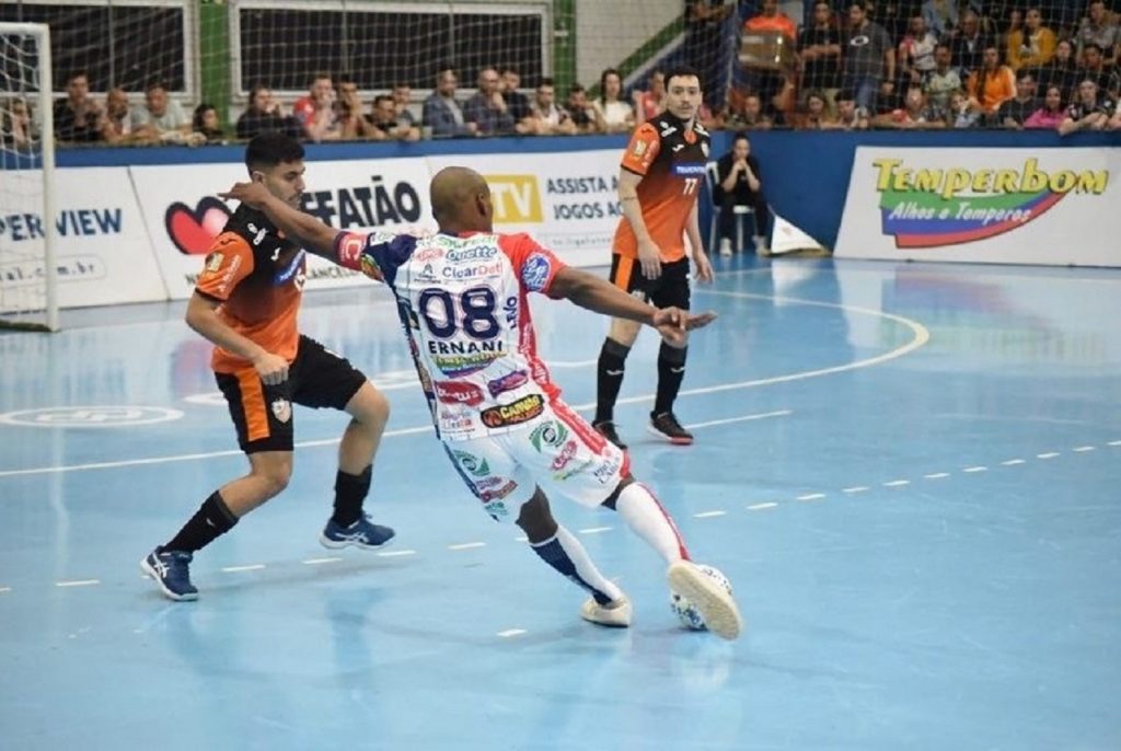 Cascavel Futsal empata com o Carlos Barbosa pela LNF Cascavel Futsal empata com o Carlos Barbosa pela LNF