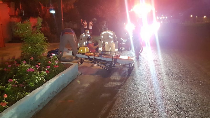 Mulher sofre suspeita de fratura no braço após atropelar cachorro no Bairro Morumbi