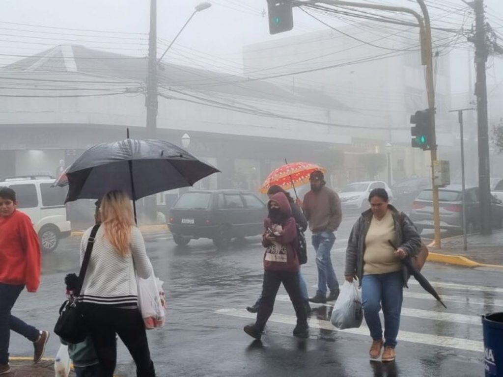 Chuvas intensas de outubro ultrapassam em 256mm média histórica em Cascavel