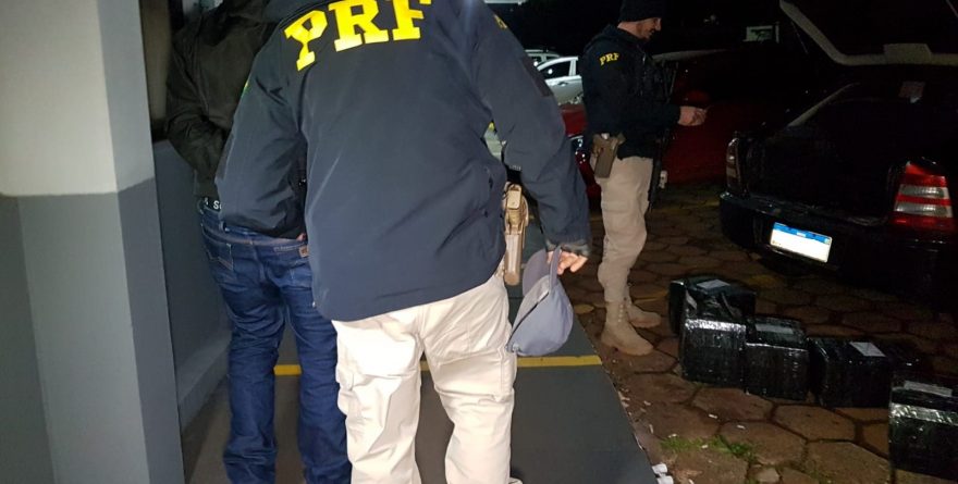 PRF detém homem em posse de 100 kg de maconha dentro do carro na BR-277, em Cascavel