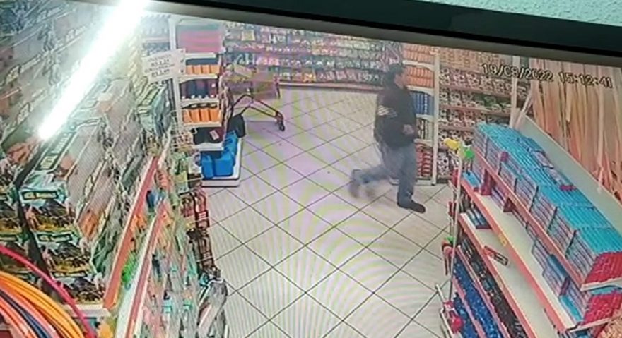 Vídeo: ladrão de chocolate no Centro