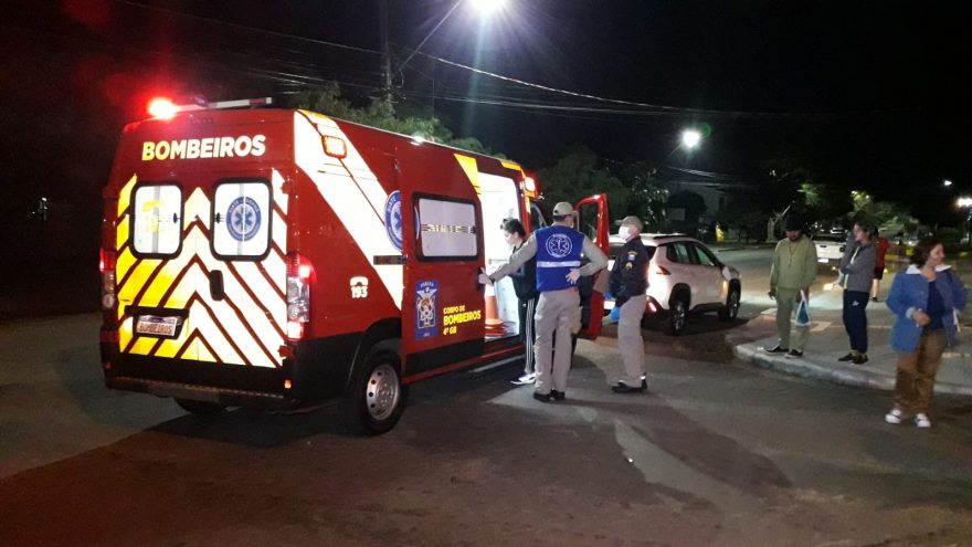 Motociclista fica ferida após se envolver em acidente no Bairro Maria Luiza