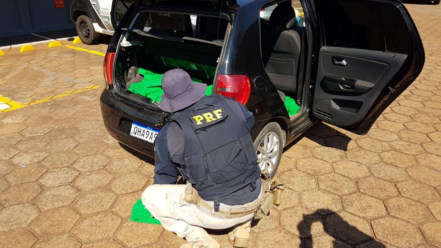 Casal transportando grande quantidade de drogas é encaminhado à 15ª SDP pela Polícia Rodoviária Federal