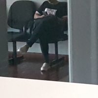 Familiares de Kauã de Jesus, vítima de atropelamento às margens da BR-277, chegam ao IML Imagem referente a Familiares de Kauã de Jesus, vítima de atropelamento às margens da BR-277, chegam ao IML
