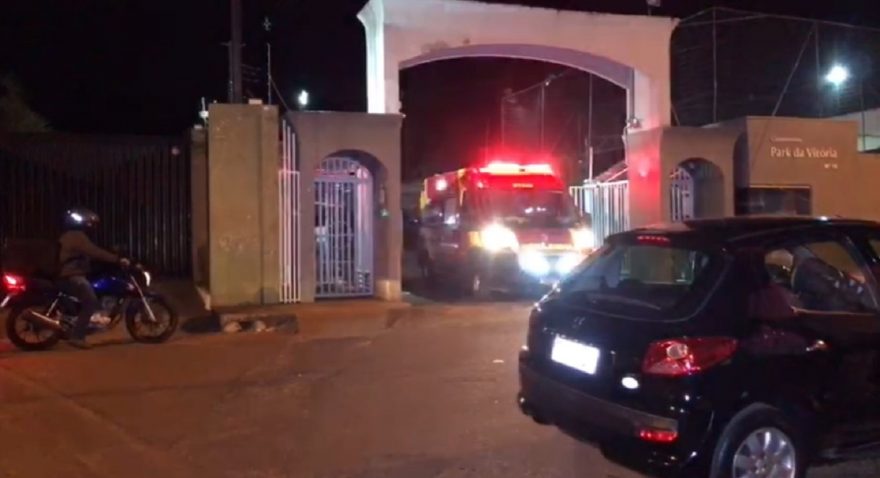 Corpo de Bombeiros socorre vítima de queda de plano elevado em Cascavel