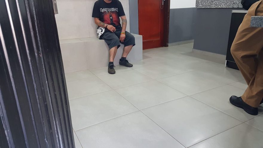 Malabarista de semáforo é encaminhado à Delegacia por importunação
