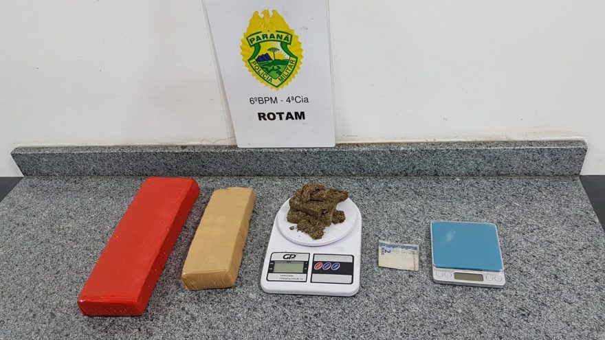 Após denúncias de tráfico de drogas, Rotam detém jovem e apreende quase 2kg de maconha, no Bairro Cataratas