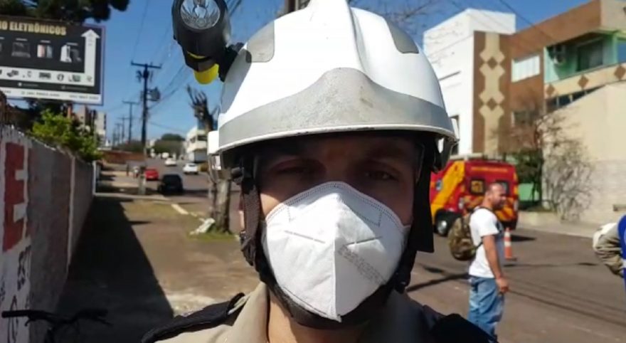 Vítima estava inconsciente quando os bombeiros chegaram ao local de acidente