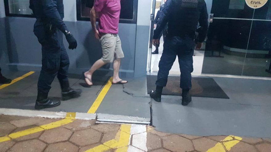 Homem é detido por violência doméstica no Santa Felicidade