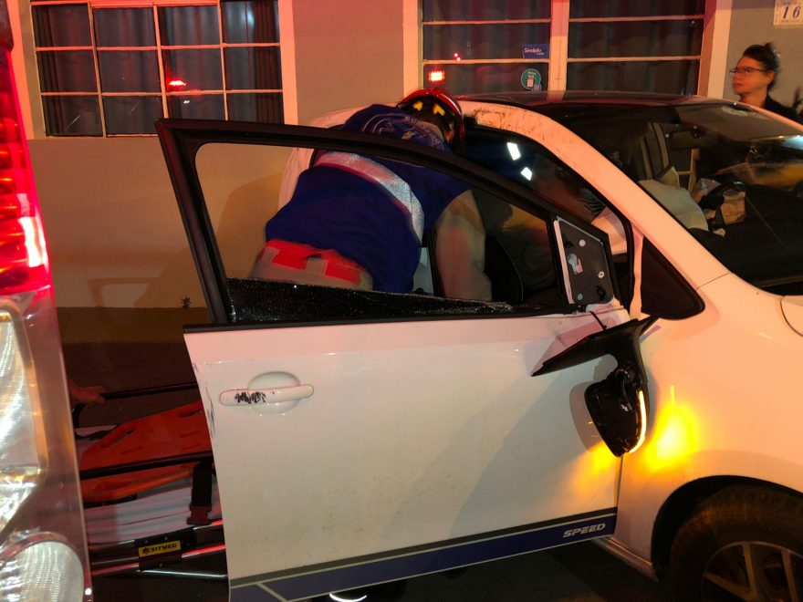 Forte colisão no Centro deixa dois feridos