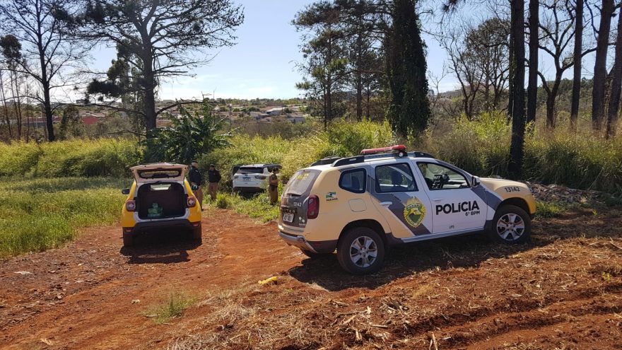 PM apreende grande quantidade de maconha em veículo Jeep em Cascavel