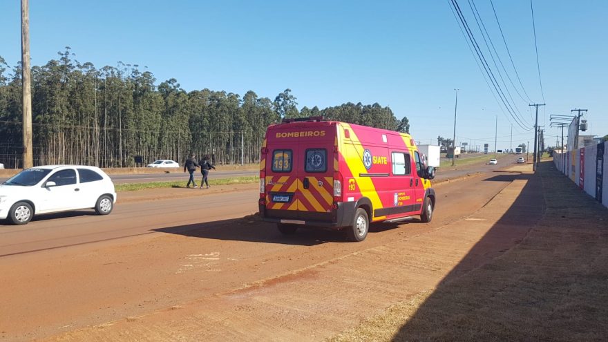 Motociclista fica ferido em colisão na marginal da BR-277, proximidades da Expovel
