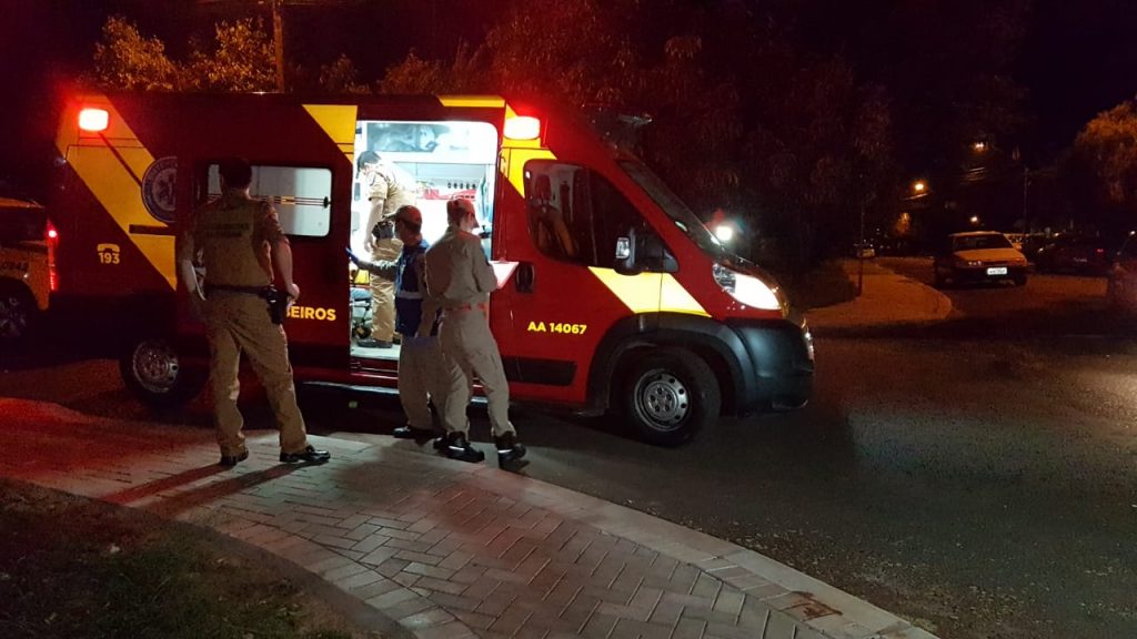 Homem fratura maxilar após ser agredido no Periolo