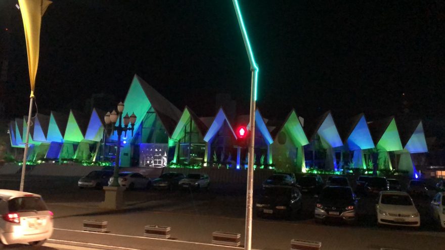 Aproximadamente R$ 300 mil foram utilizados em decoração para semana da pátria