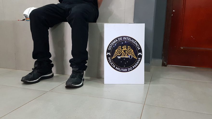 Adolescente que estava fumando maconha é encaminhado à Delegacia de Polícia Civil