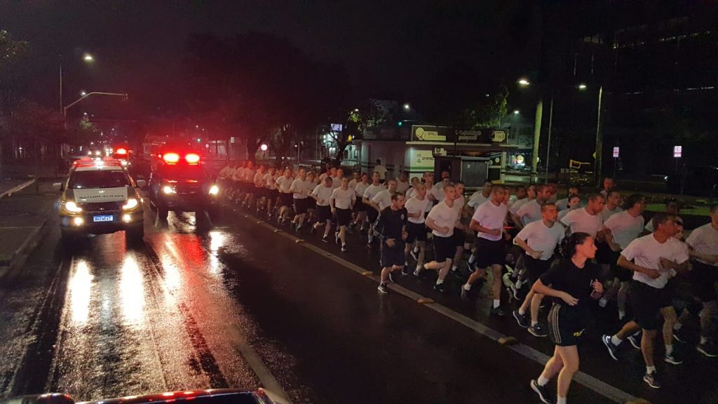 Vem reforço da Polícia Militar aí!