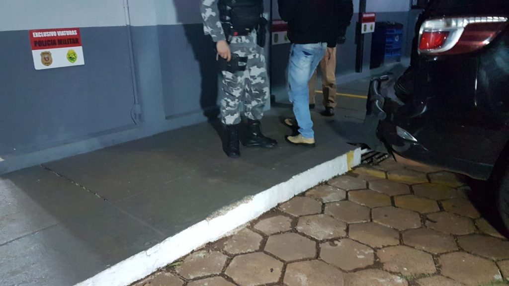 Após confusão em confraternização, homem acaba detido pela Polícia Militar
