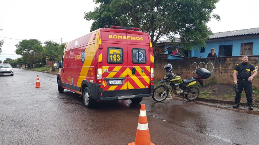 Motociclista fica ferido em acidente no Bairro Esmeralda