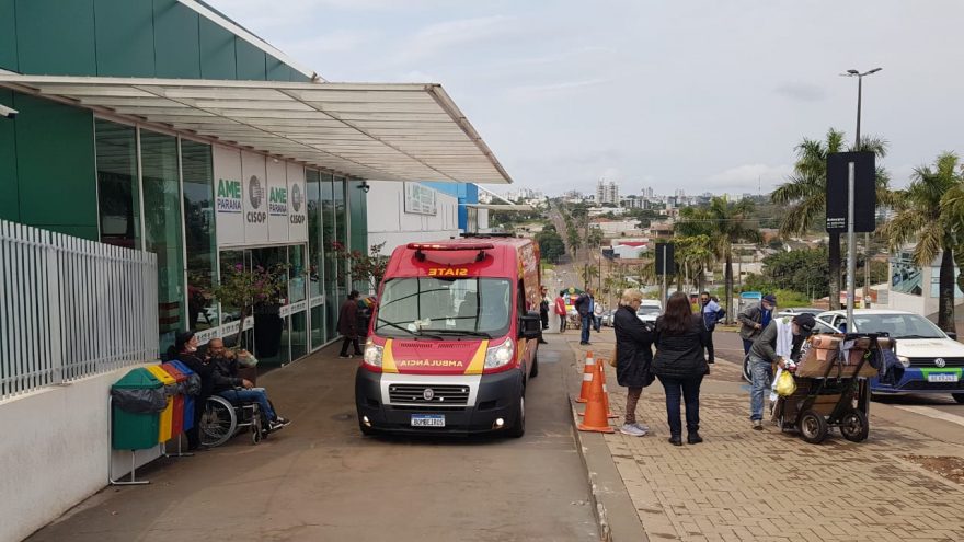 Homem tem mal súbito no Cisop, cai, bate a cabeça e precisa ser socorrido pelo Siate