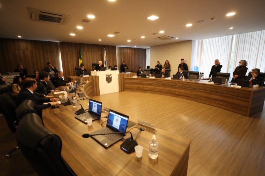Lei que instituiu a Loteria do Estado é aprovada