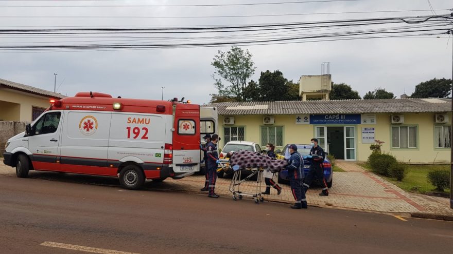 Samu e Guarda Municipal são acionados para atenderem mulher em surto no Pioneiros Catarinenses