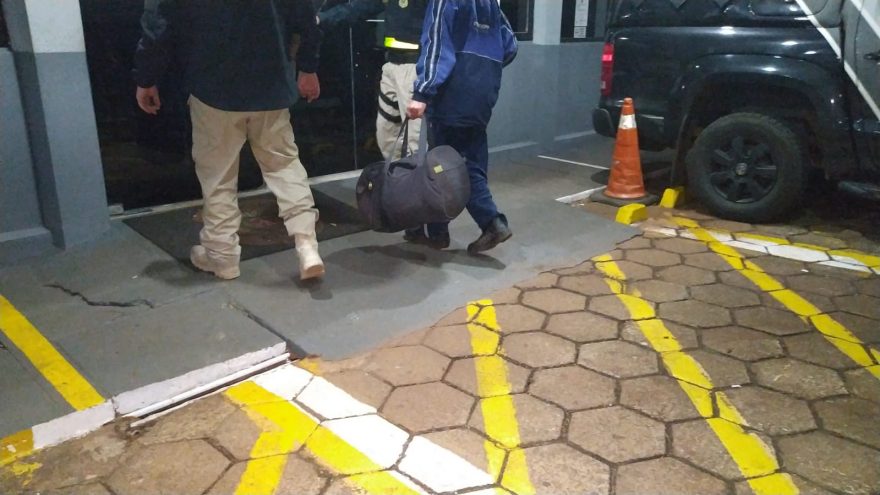 Após denúncia de usuários da BR-277, homem é detido pela PRF