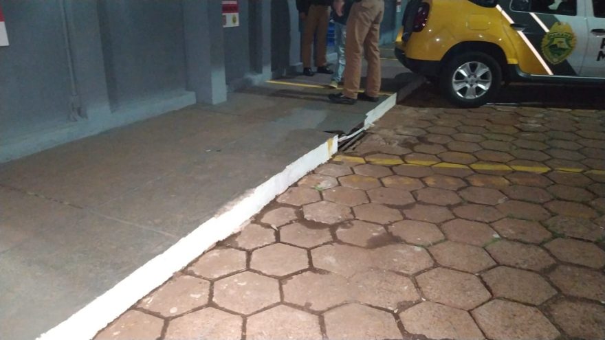 PM age rápido após receber denúncia de furto e detém homem levando eletrodomésticos de loja no Centro