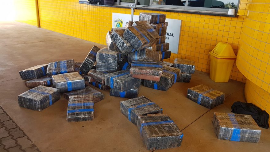 Mais de uma tonelada de maconha é apreendia pela Polícia Rodoviária Federal na BR-467