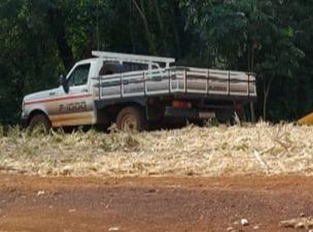 Caminhonete Ford F-1000 com placas AFV-4I42 foi furtada no Bairro XIV de Novembro