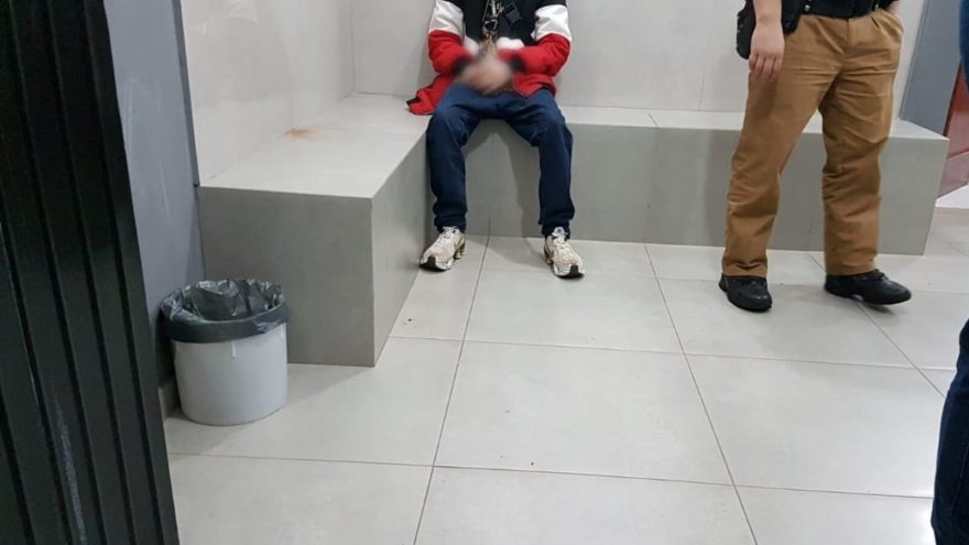 Menor é aprendido com buchas de cocaína no Bairro Brasmadeira