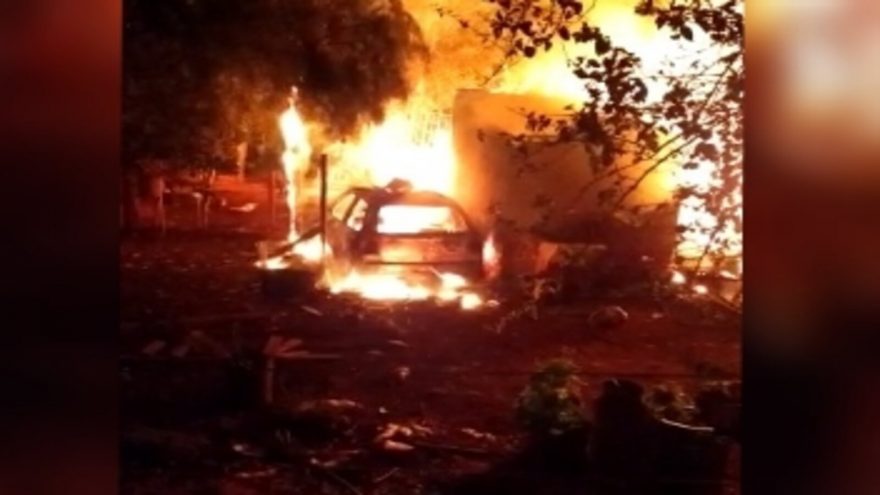 Família busca reconstruir moradia que ficou destruída por incêndio no interior de Cascavel