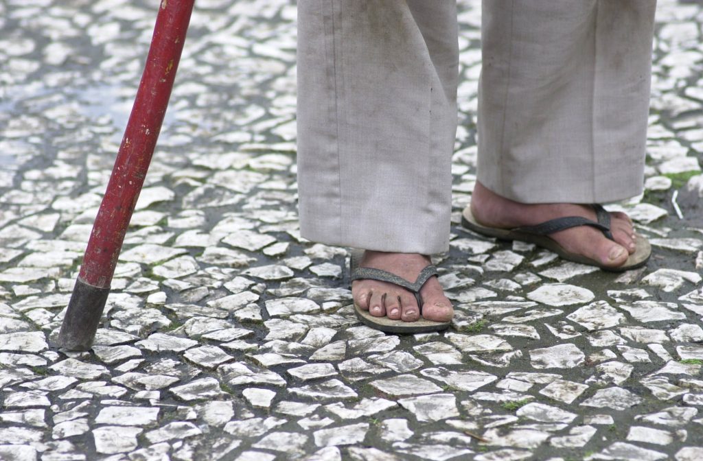 Homem de 46 anos é preso após ameaçar a quebrar objetos na casa dos pais idosos