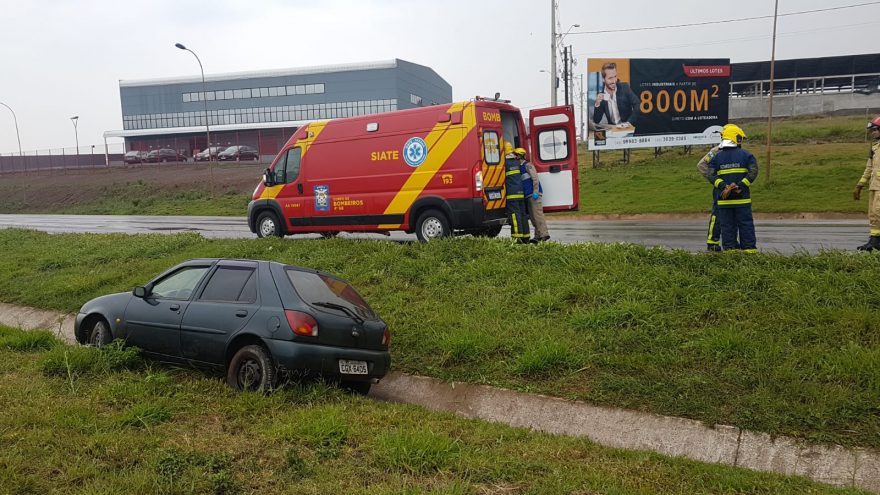 Mulher fica ferida ao se envolver em acidente de trânsito na BR-467