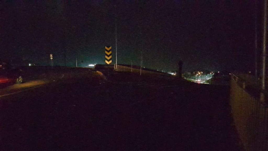 Viaduto da Olindo Periolo está completamente no escuro