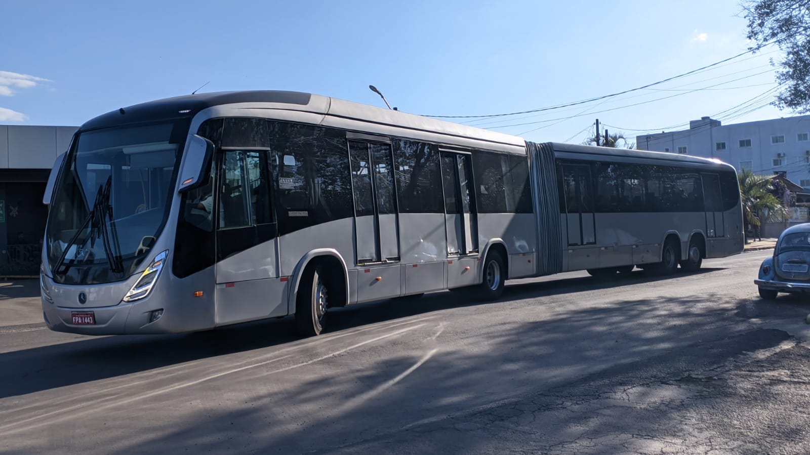 Ônibus com 59 passageiros pega fogo na BR-251  CGN - O maior portal de  notícias de Cascavel e do Paraná