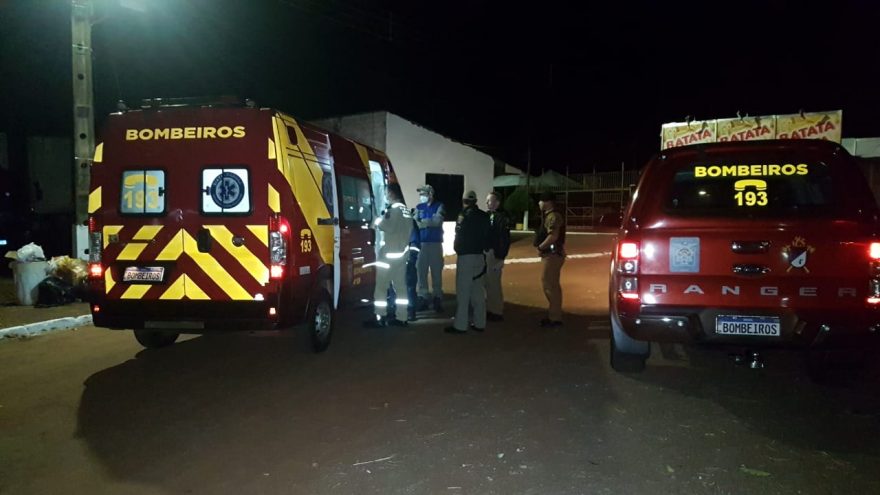 Homem é esfaqueado por colega de trabalho dentro da Expovel
