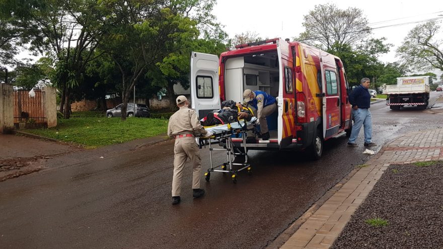 Motociclista sofre fratura na perna após colisão de trânsito no Bairro Canadá