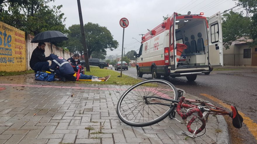 Ciclista é atropelado no Bairro Alto Alegre e Samu é acionado