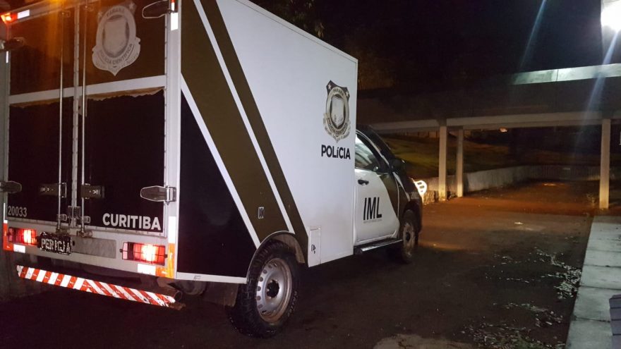 Corpo de jovem que morreu esfaqueado em Ibema dá entrada no IML de Cascavel