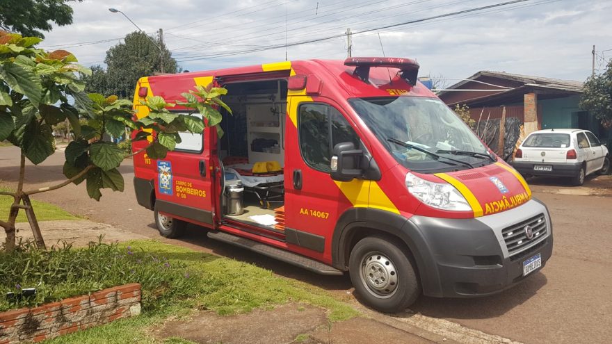 Idosa sofre contusão no braço após cair no Bairro Morumbi