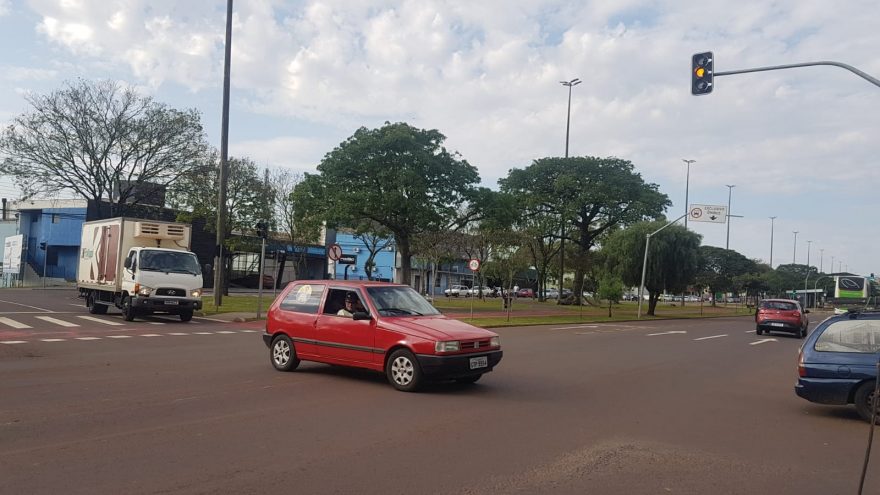 Vários semáforos seguem inoperantes em Cascavel
