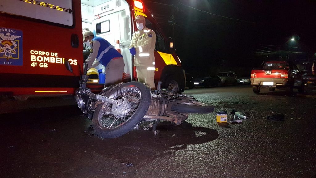 Motociclista fica ferido em colisão de trânsito no Periolo