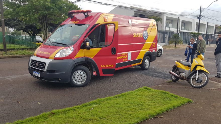 Três pessoas ficam feridas em acidente no Bairro Country, em Cascavel